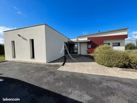 local 150 m² montrichard val de cher