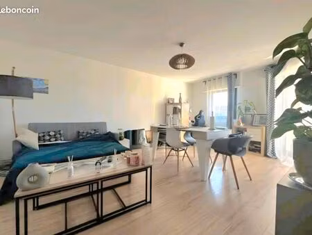 déjà loué t2 49 m² + balcon à pessac centre