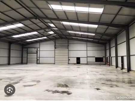 garage hangar atelier