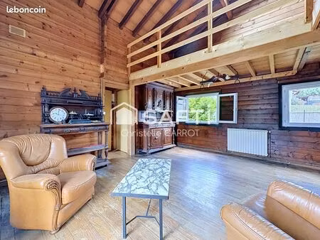 chalet 5 pièces 105 m²