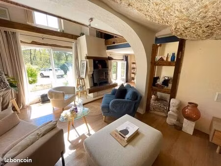 longère 5 pièces 143 m²