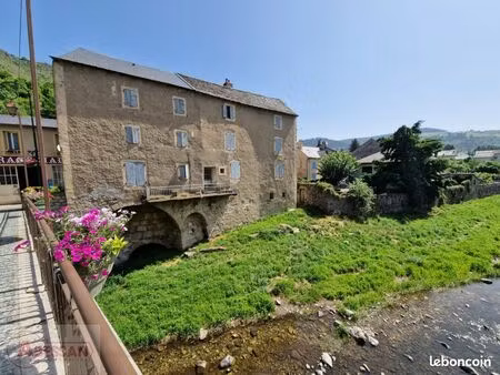maison de village 6 pièces 230 m²