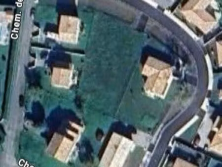 terrain de 953 m² prêt à bâtir