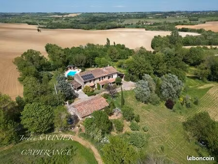 ferme 10 pièces 297 m²