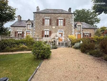 maison 6 pièces 165 m²