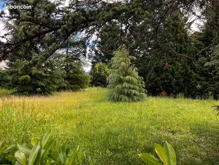 a vendre terrain constructible 1001 m2
