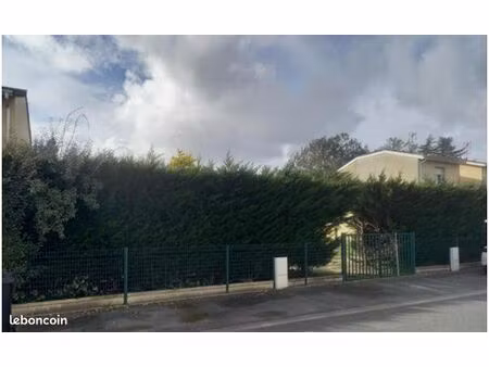 terrain 600 m² blanquefort