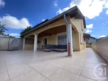 maison 6 pièces 125 m²