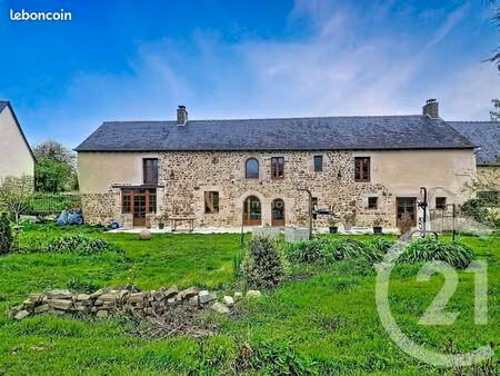 longère 6 pièces 244 m²