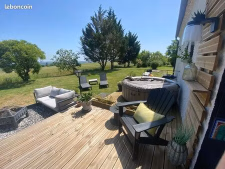 . ? maison 150 m² rénovée – 3 chambres – 3000 m² de terrain – calme & vue dégagée