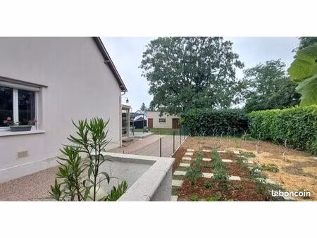 maison rénovée dpe b – 5 chambres – terrain 1 600 m² – garage 65 m²
