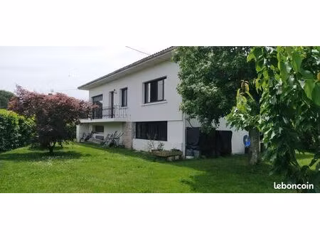 maison 5 pièces de 140m2