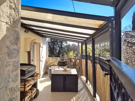 coup de coeur assuré   maison en pierre 150m2 avec 100 m2 de caves voutées