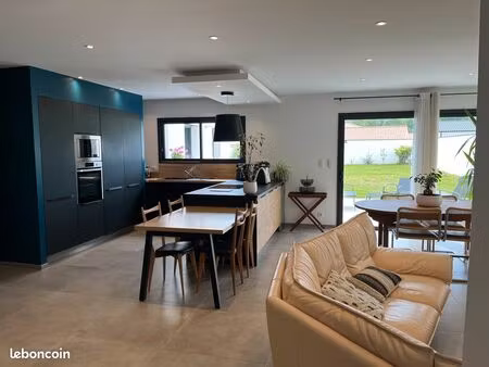 maison contemporaine 2020 - bien rare le may sur evre – plain‑pied – 131 m² – suite parent