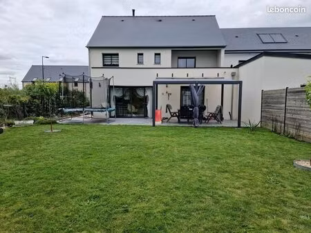 maison 5 pièces 136 m²