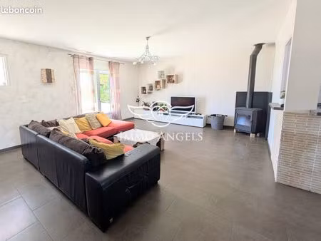 maison de village 6 pièces 151 m²