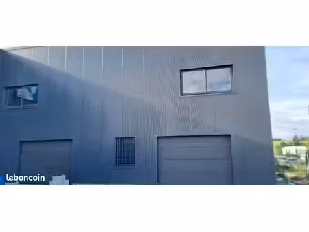 bureaux / espace coworking / salle de réunion / salle de jeu / salle de sport a louer nord