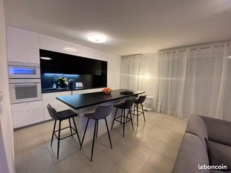 maison mitoyenne récente à chasse sur rhône t4