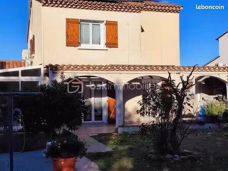 villa 5 pièces 136 m²