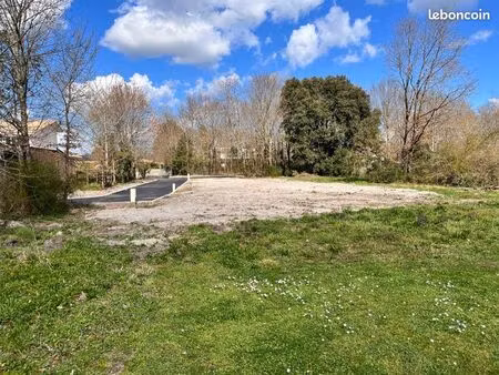 terrain constructible viabilisé