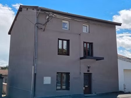 maison clé en main sur 3 niveaux avec terrain d'environ 110m2  cave  pergola et dépendance