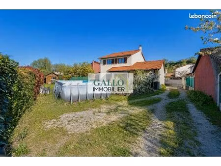 maison 6 pièces 121 m²