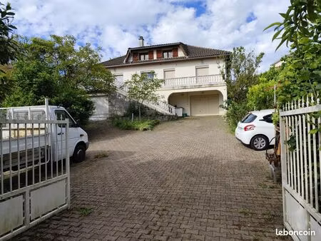 villa 150 m²