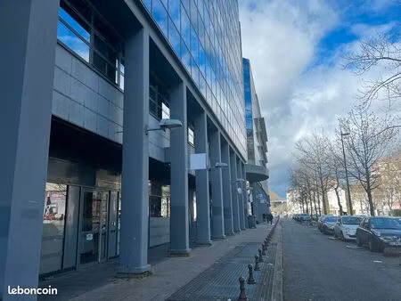 bureaux 80 m²