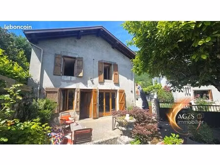 maison 3 pièces 110 m²