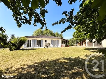 maison 5 pièces 104 m²