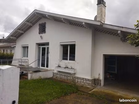 maison 4 pces + 2 chambres mansardées+1 dépendance