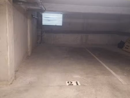 parking 19 m² escalquens