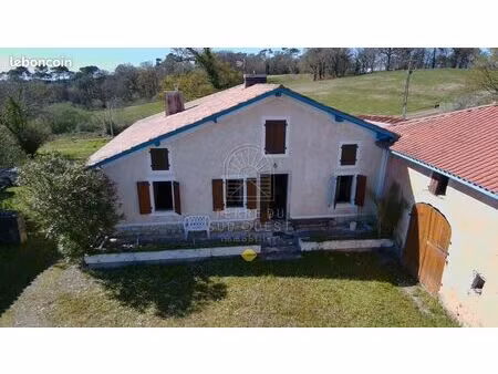 propriété 7 pièces 153 m²