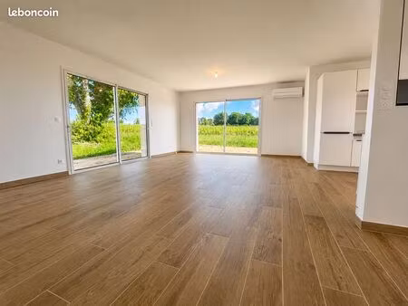 maison de 100 m² + garage de 15 m²