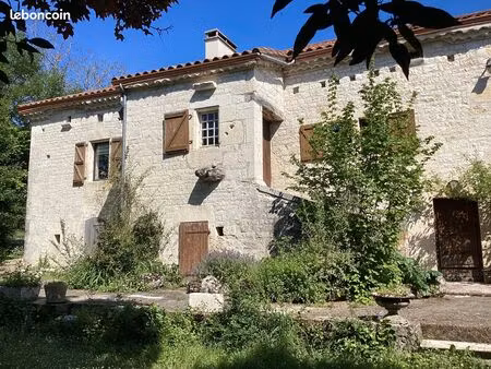 ensemble immobilier de près de 420 m² habitables