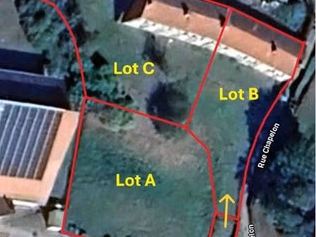 opportunité exceptionnelle: la ricamarie  terrain de 2081m² viabilisé  secteur calme  orie