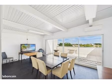 bureaux 205 m²