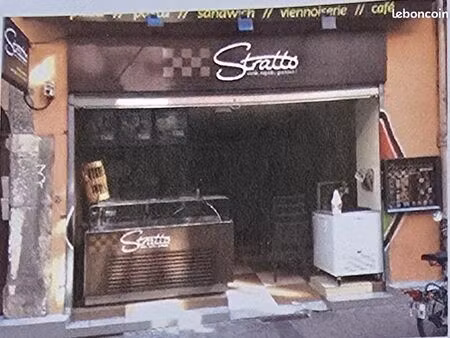 local commercial refait à neuf pour restauration rapide