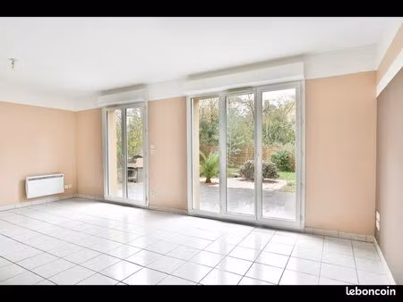 ares maison avec jardin au calme