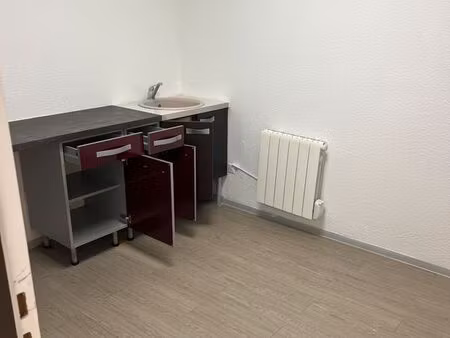 bureau individuel à louer 10m2 - béziers centre