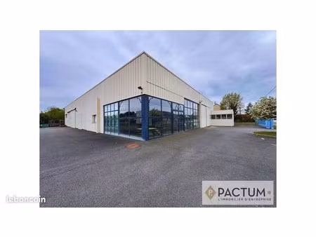 local 900 m² mozé-sur-louet