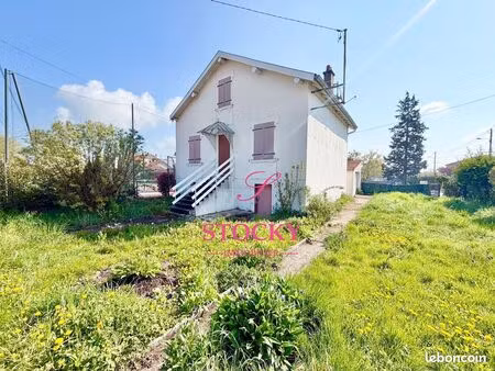 pavillon 4 pièces 75 m²