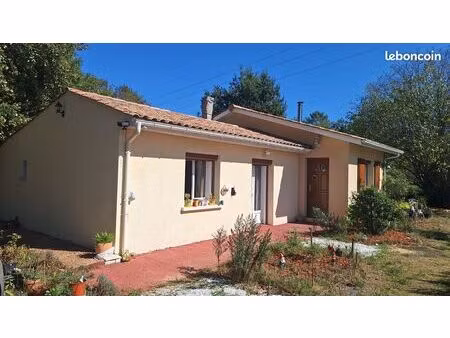 maison de 85 m² au cœur d’un domaine de 2 hectares avec forêt & terrains constructibles – 