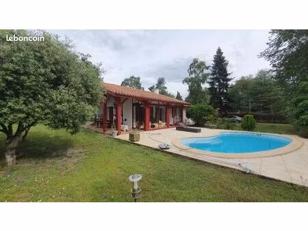maison traditionnelle à vendre