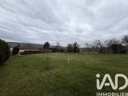 terrain 840 m² foug