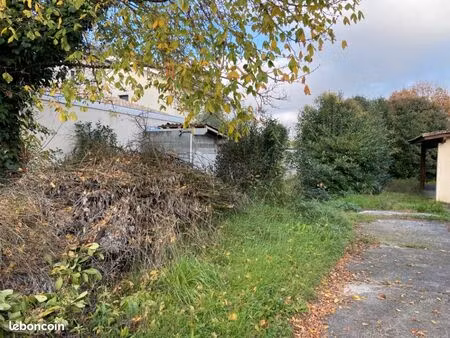 terrain 1 085 m² merignac