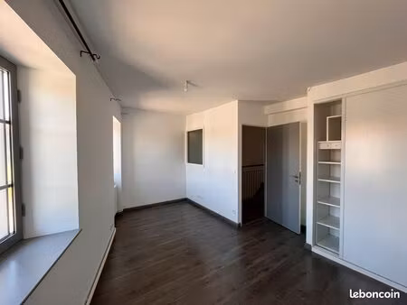 location maison mitoyenne 102m2 centre veauche