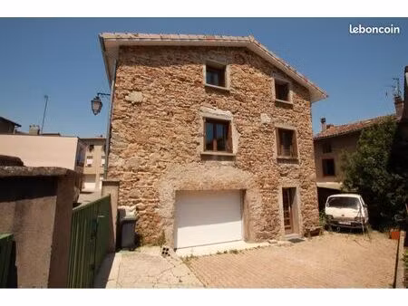 ? charme & confort au cœur a saint-pierre-de-bœuf – 97 m² avec garage
