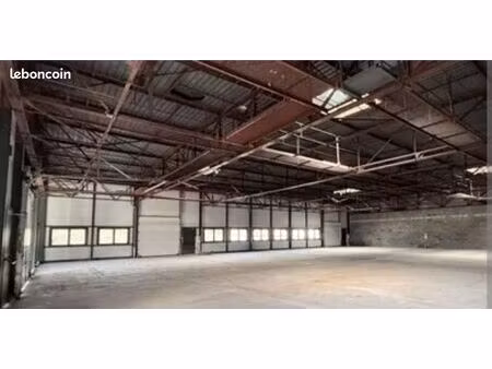 bâtiment + hangar + dépendance
