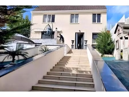 coup de cœur assuré ! superbe maison familiale 170 m² avec grand jardin  terrasse et sous-